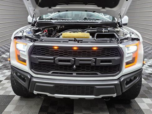 Used 2019 Ford F150 Raptor w/ Equipment Group 802A Luxury AWD/4WD image 44