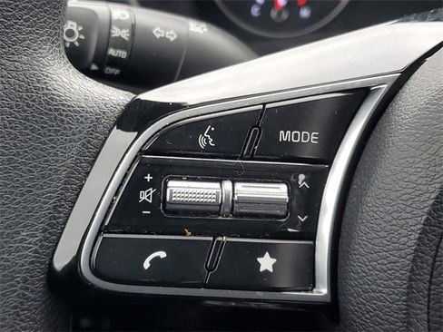 Certified 2024 Kia Forte LXS w/ LXS Technology Package image 20