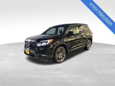 Used 2023 Honda Passport EX-L image 3