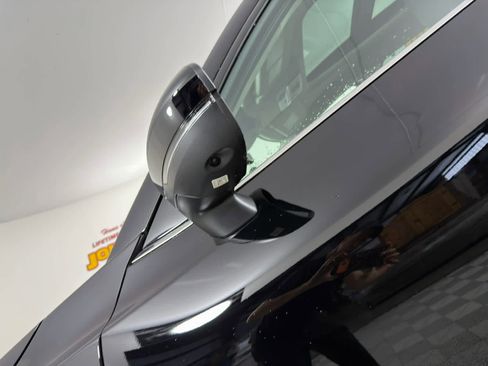 New 2026 Nissan Pathfinder Platinum image 13