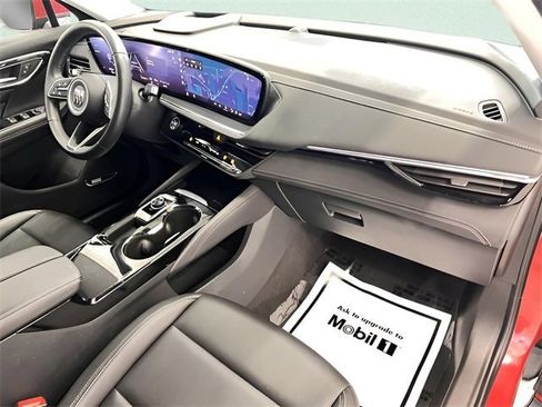 Used 2025 Buick Envision Preferred image 10