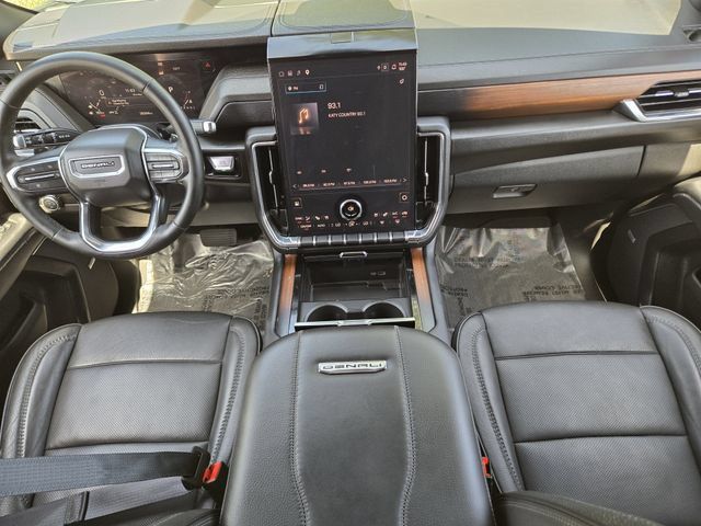 Used 2025 GMC Yukon Denali AWD/4WD image 25