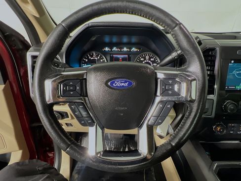Used 2018 Ford F150 XLT w/ Equipment Group 302A Luxury RWD image 18