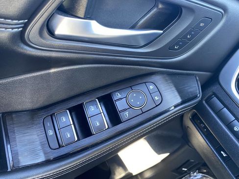 Used 2022 Nissan Rogue SL w/ SL Premium Package image 29