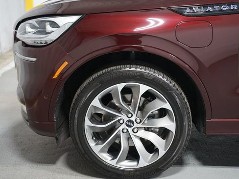 Used 2022 Lincoln Aviator Grand Touring w/ Equipment Group 301A image 5