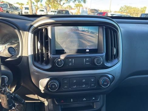 Used 2021 Chevrolet Colorado LT image 26