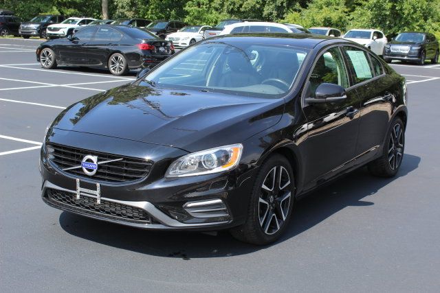 Used 2017 Volvo S60 T5 Dynamic FWD image 8