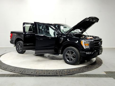 Used 2023 Ford F150 Lariat image 9