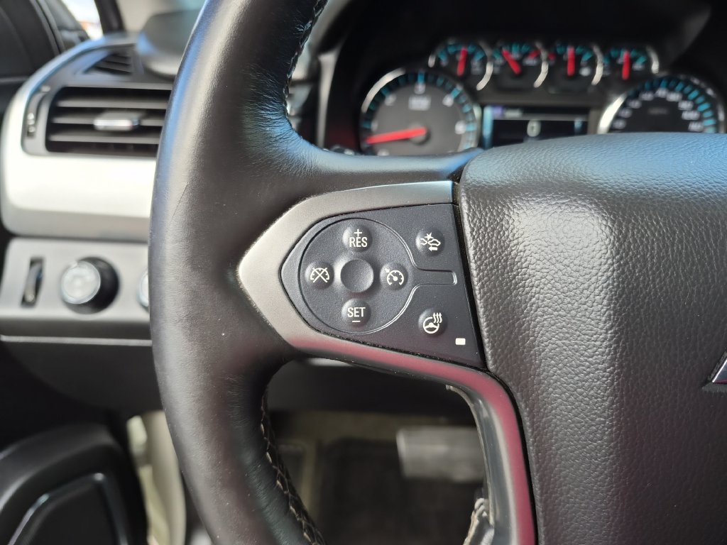 Used 2015 Chevrolet Suburban LT AWD/4WD image 22