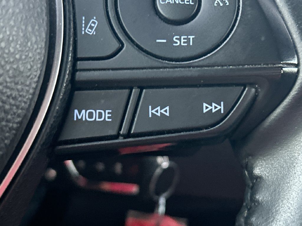 Used 2021 Toyota Corolla SE FWD image 16