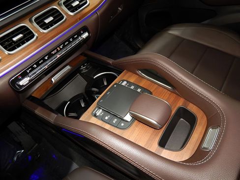 Used 2022 Mercedes-Benz GLE 450 4MATIC w/ Revised AMG Line Exterior image 25