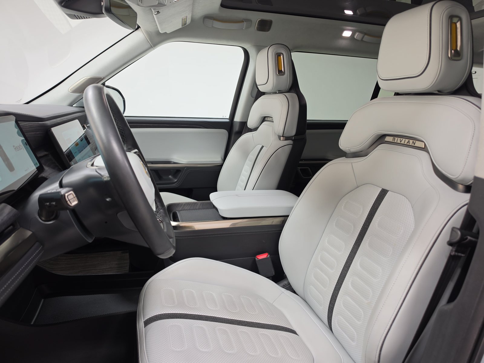 Used 2023 Rivian R1S Adventure Quad AWD/4WD image 20