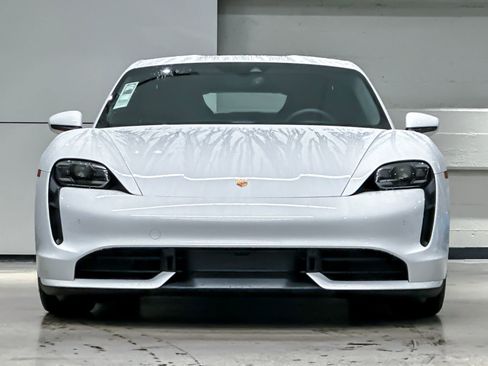 New 2024 Porsche Taycan Turbo image 11