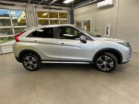 Used 2018 Mitsubishi Eclipse Cross SE image 6