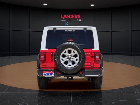 Used 2021 Jeep Wrangler Unlimited Sport AWD/4WD image 3
