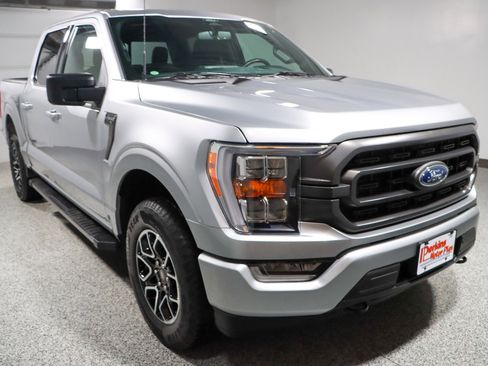 Used 2022 Ford F150 XLT w/ Equipment Group 302A High image 5