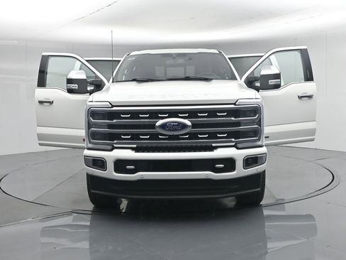 Used 2024 Ford F250 Platinum AWD/4WD image 33