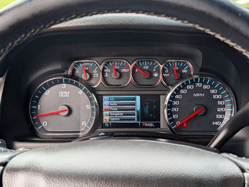 Used 2019 Chevrolet Tahoe LS AWD/4WD image 23