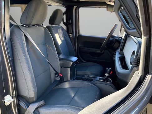 Certified 2024 Jeep Wrangler Willys image 22