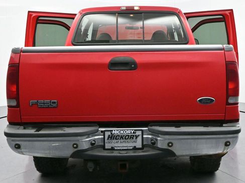 Used 2001 Ford F250 Lariat image 38