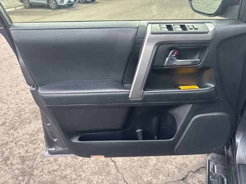 Used 2021 Toyota 4Runner SR5 image 19