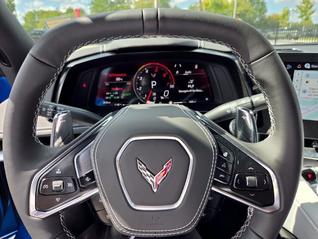 Used 2025 Chevrolet Corvette Stingray Preferred Cpe w/ 2LT RWD image 21