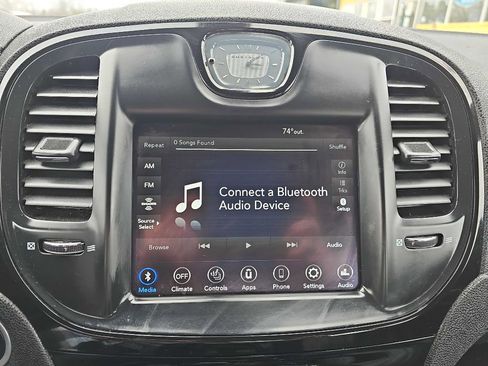 Used 2021 Chrysler 300 S image 25