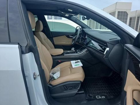 Used 2023 Audi Q8 Premium Plus w/ Premium Plus Package AWD/4WD image 9