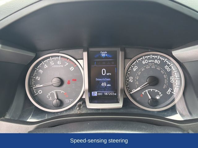 Used 2018 Toyota Tacoma SR5 AWD/4WD image 10