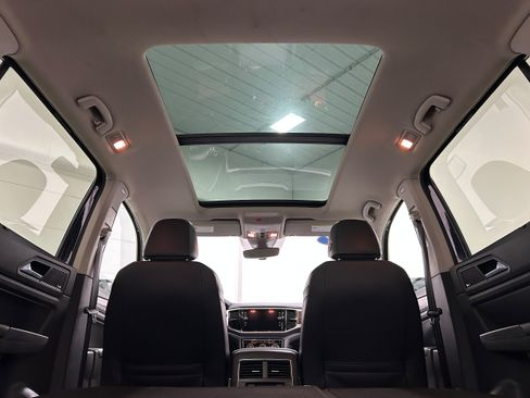 Used 2018 Volkswagen Atlas SEL Premium AWD/4WD image 28