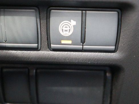 Used 2024 Nissan Armada SV image 27