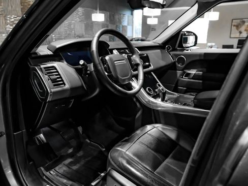 Used 2019 Land Rover Range Rover Sport HSE AWD/4WD image 3