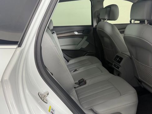 Used 2023 Audi Q5 2.0T Premium Plus w/ Premium Plus Package AWD/4WD image 37
