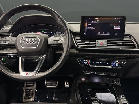 Used 2024 Audi SQ5 Premium w/ Convenience Package AWD/4WD image 11