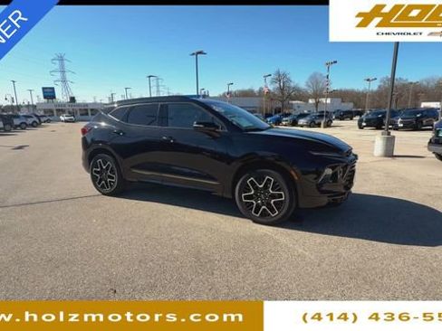 Certified 2023 Chevrolet Blazer RS w/ Driver Confidence II Package image 2