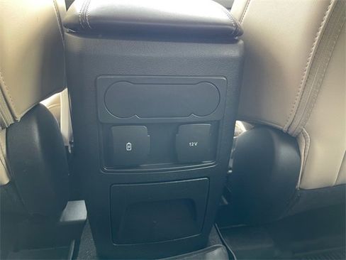 Used 2023 Ford Explorer XLT w/ Equipment Group 202A image 19