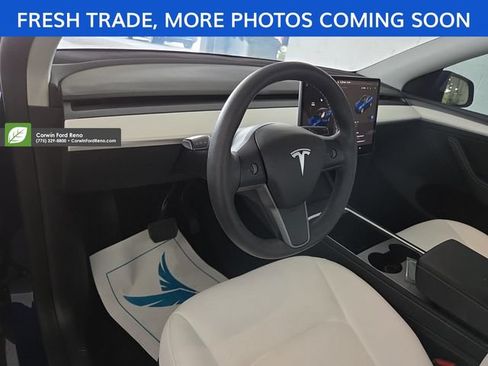 Used 2023 Tesla Model Y Long Range AWD/4WD image 12