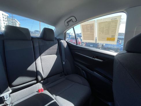 Used 2025 Toyota Camry LE image 37