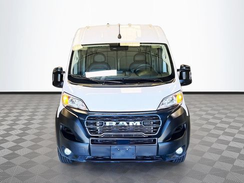 Used 2024 RAM ProMaster 2500 w/ Convenience Group FWD image 2