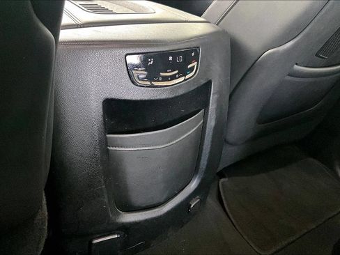 Used 2018 Cadillac Escalade Luxury AWD/4WD image 30