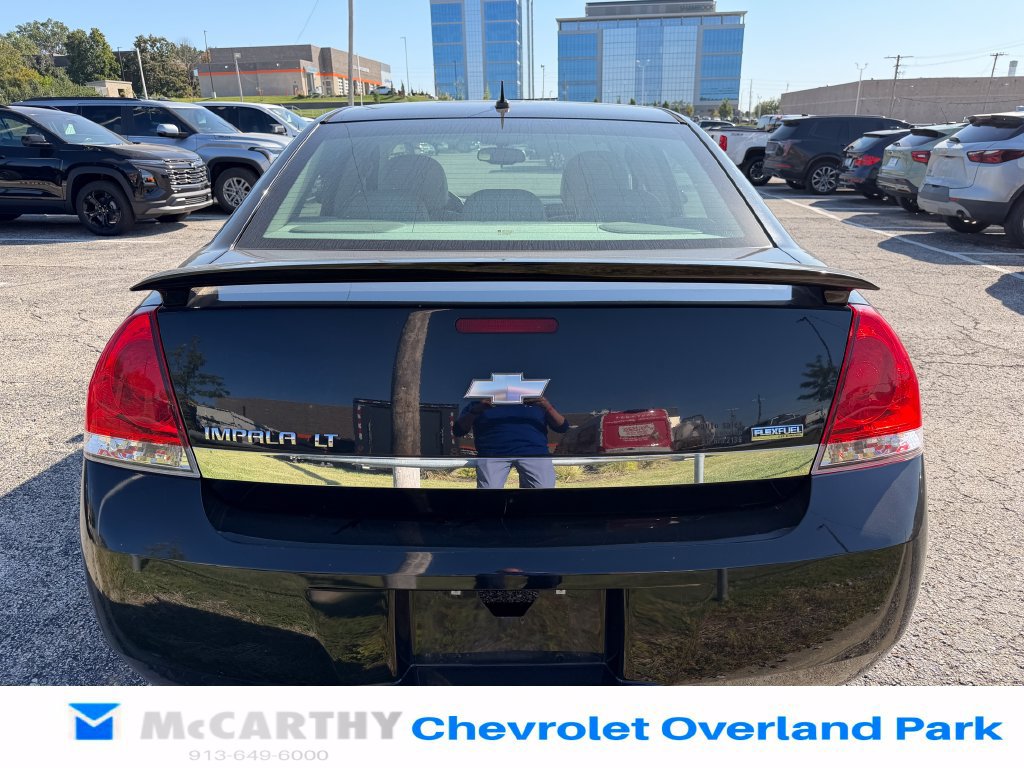 Used 2009 Chevrolet Impala LT w/ Luxury Edition Package FWD image 4