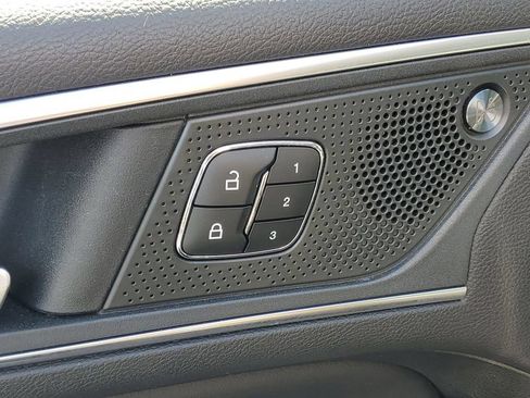 Used 2024 Ford Edge Titanium AWD/4WD image 21