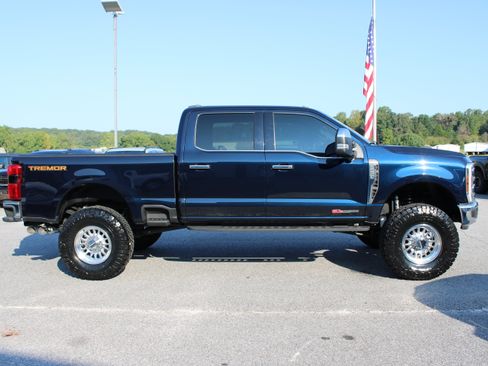 Used 2024 Ford F250 King Ranch w/ Tremor Off-Road Package AWD/4WD image 5