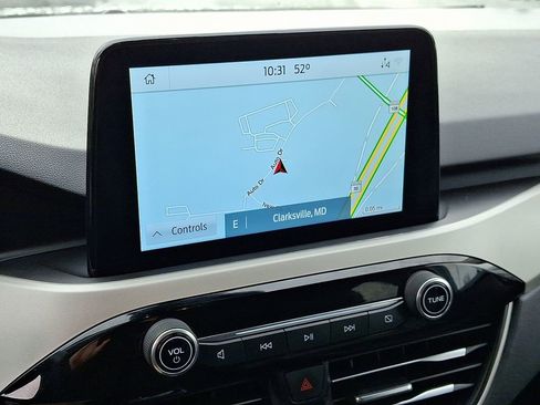 Used 2020 Ford Escape SEL image 16