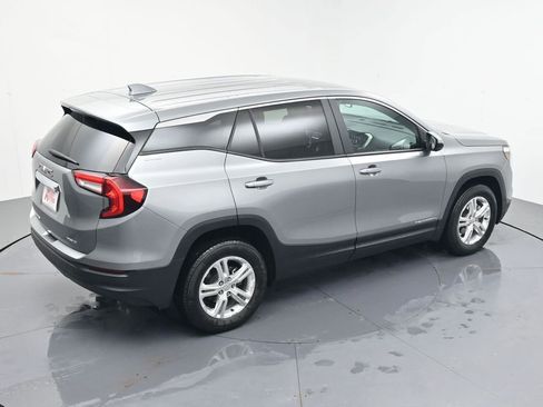 Certified 2024 GMC Terrain SLE image 5