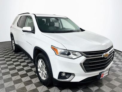 Used 2021 Chevrolet Traverse LT
