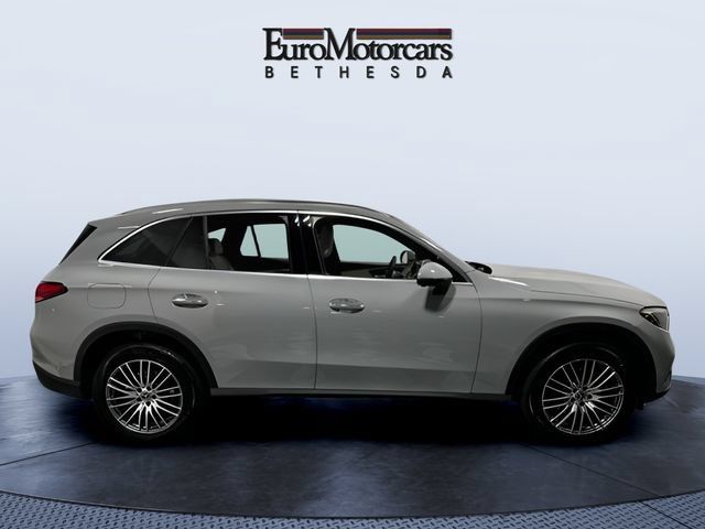 Used 2026 Mercedes-Benz GLC 300 4MATIC image 8