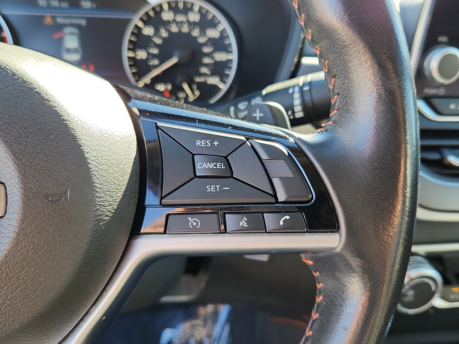 Used 2024 Nissan Altima 2.5 SR FWD image 21
