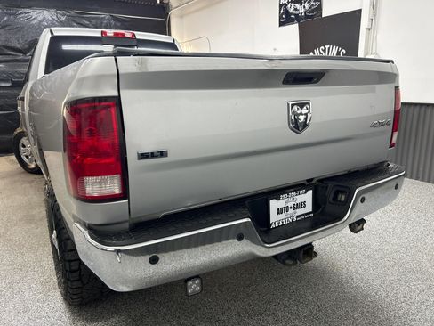 Used 2016 RAM 3500 SLT AWD/4WD image 5