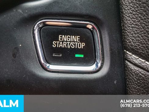 Used 2022 GMC Acadia SLE w/ Driver Convenience Package FWD image 47